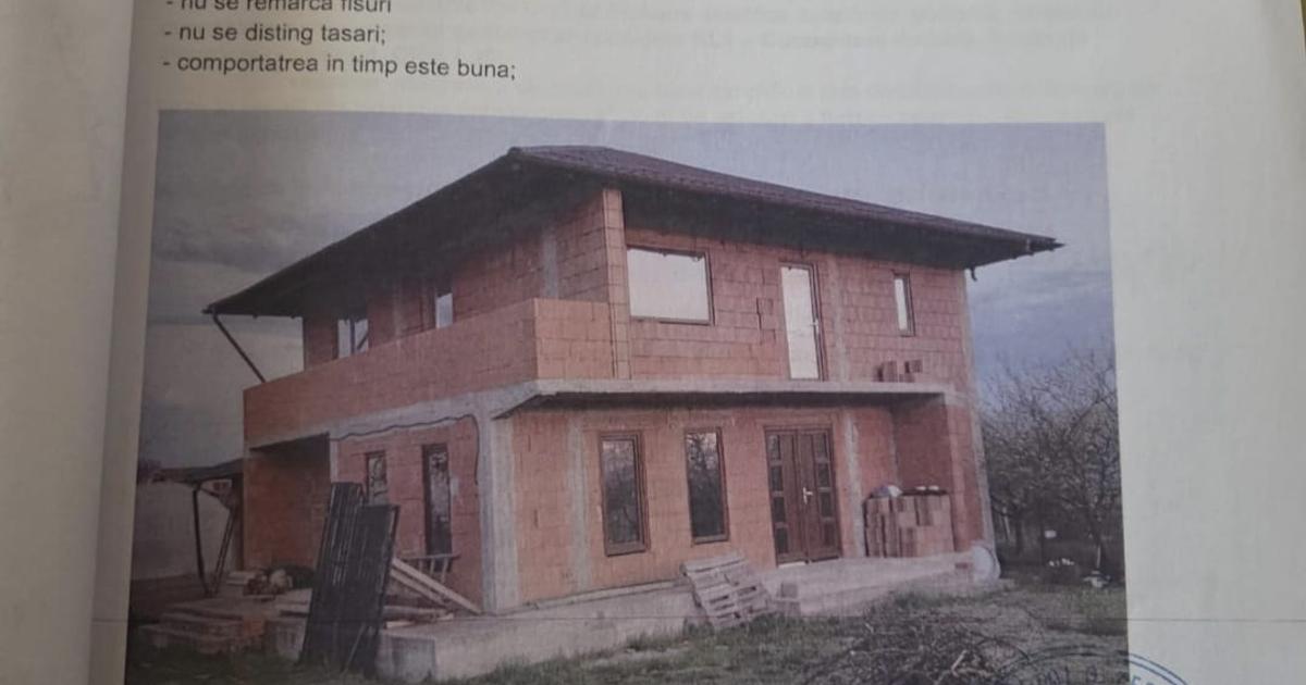 Casă individuală cu 4 camere în Călinești