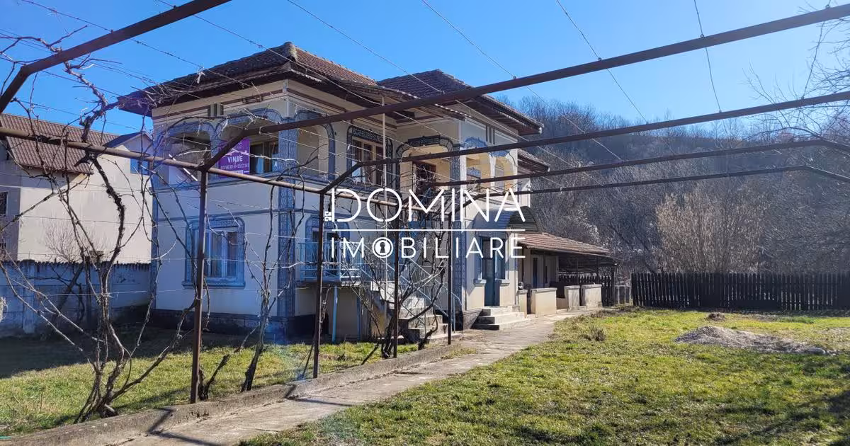 Casă individuală 134 mp cu 5 camere în Căpreni