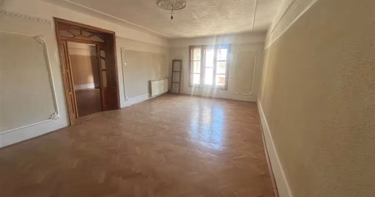 Casă individuală cu 13 camere în zona Est, Caransebeș