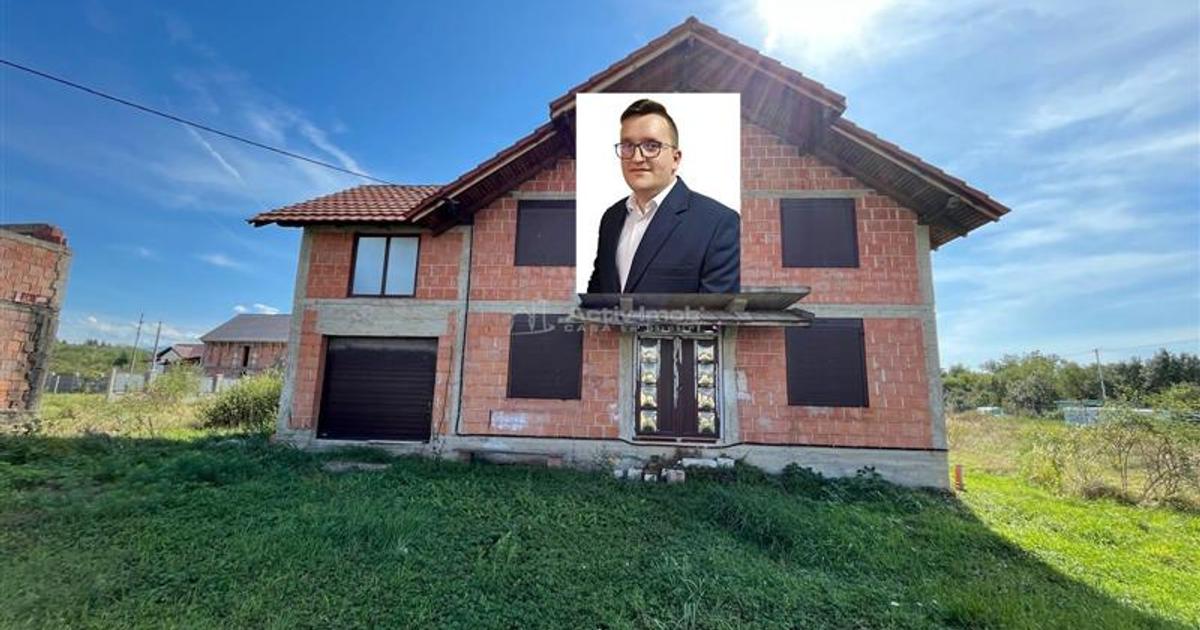 Casă individuală cu 7 camere în zona Exterior Est, Caransebeș