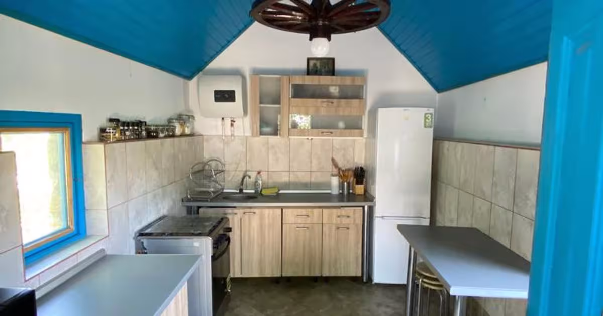 Casă individuală 150 mp cu 6 camere în Caraorman