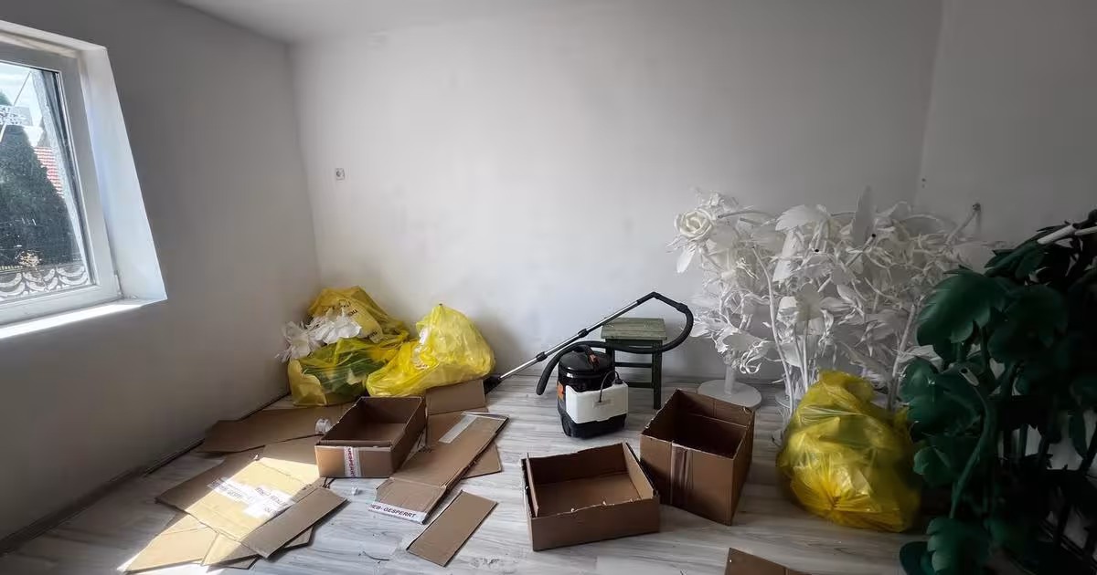 Casă individuală 106 mp cu 3 camere în zona Periferie, Carei
