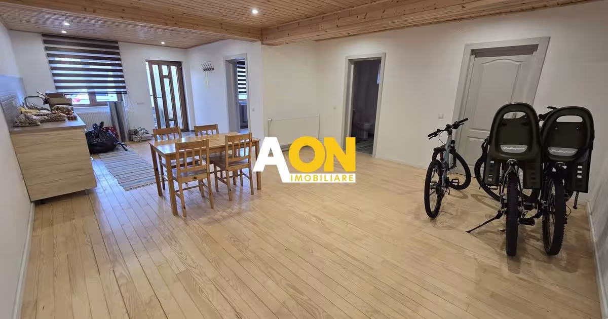 Casă individuală cu 6 camere în Ciugud