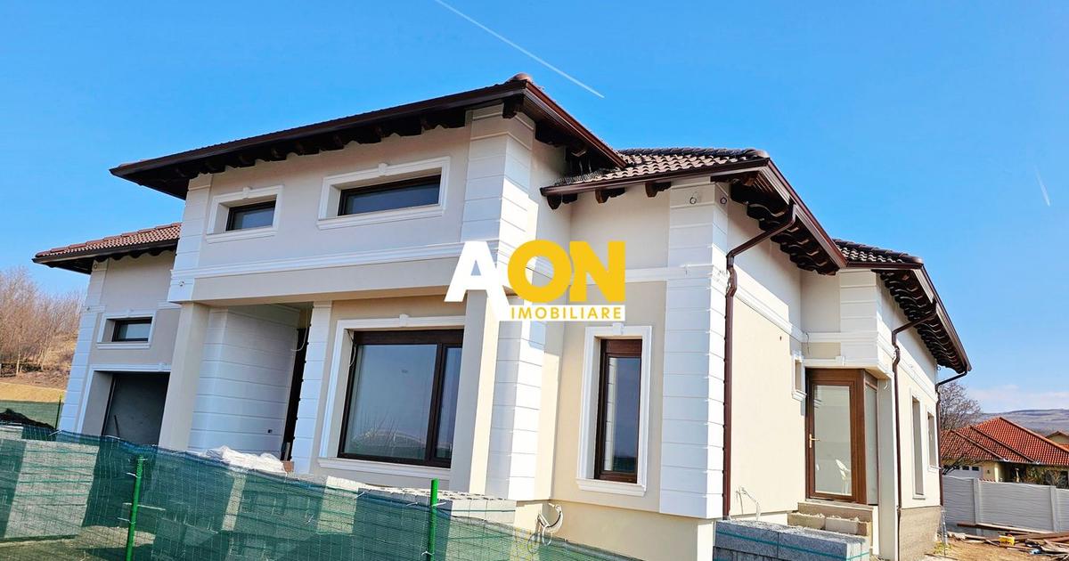 Casă individuală cu 6 camere în Ciugud