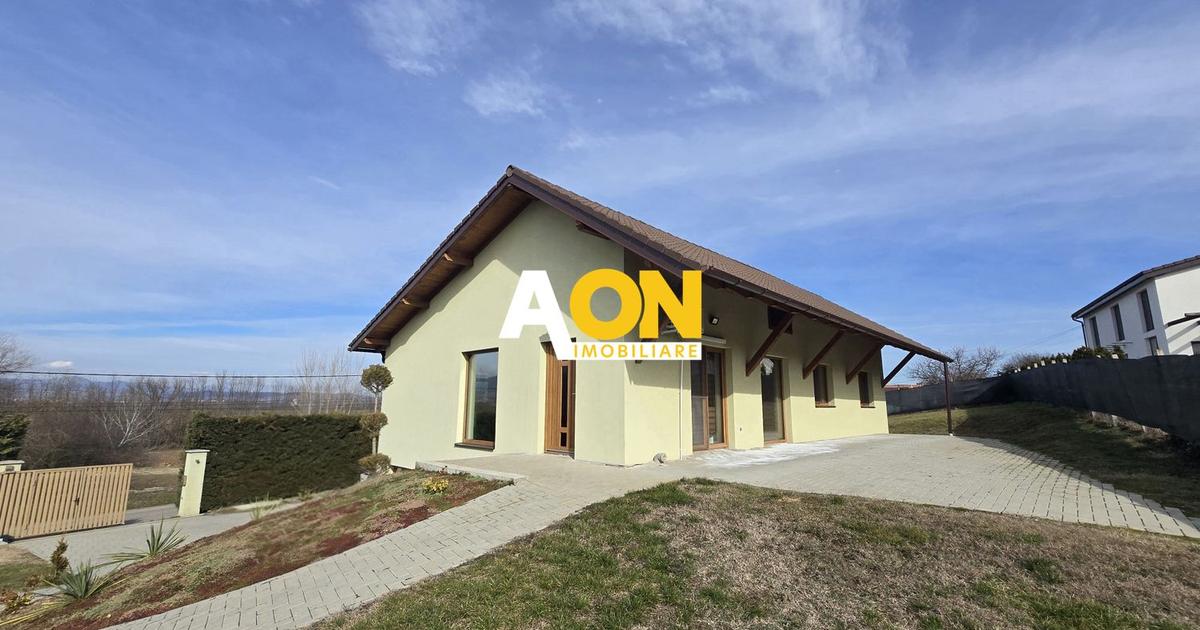 Casă individuală cu 6 camere în Ciugud