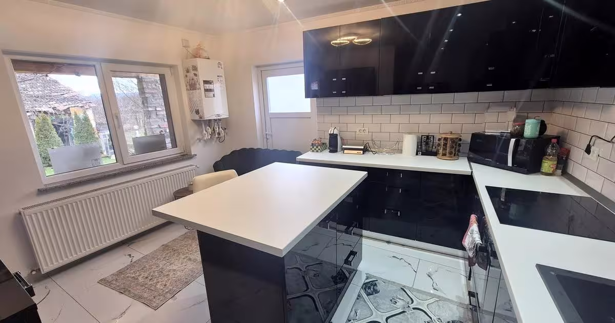 Casă individuală cu 2 camere în Ciugud