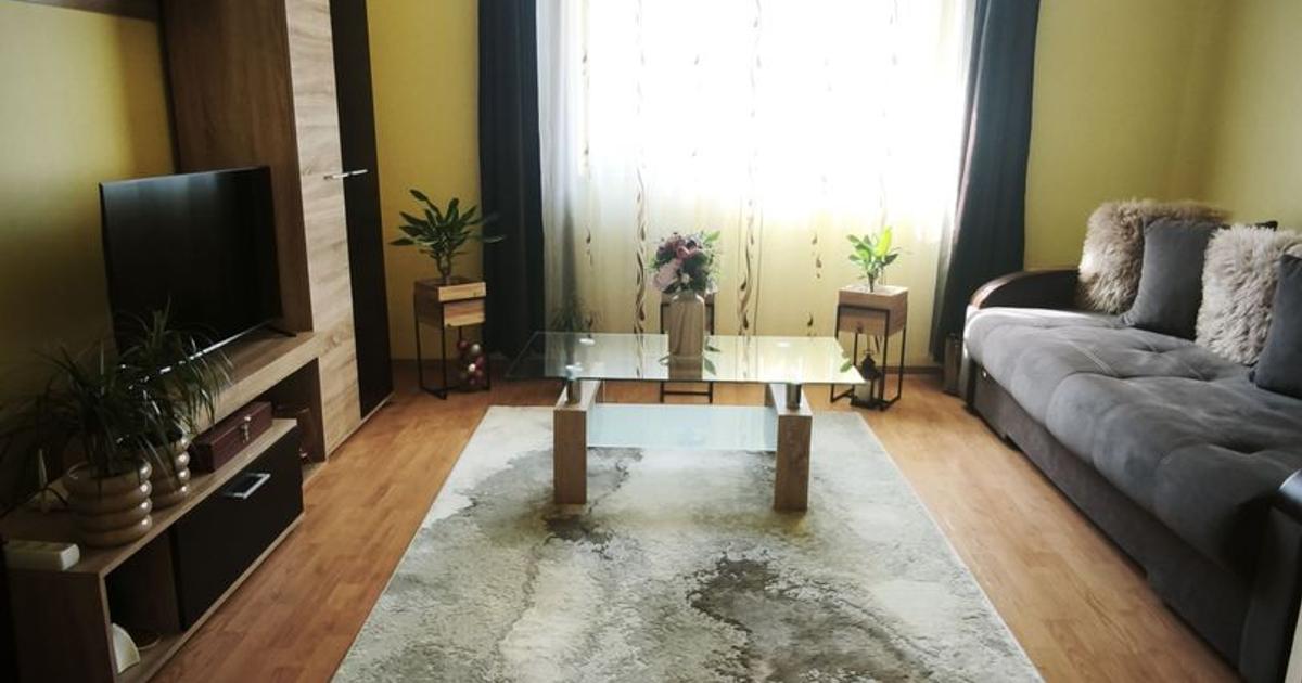 Casă individuală cu 3 camere în Corunca