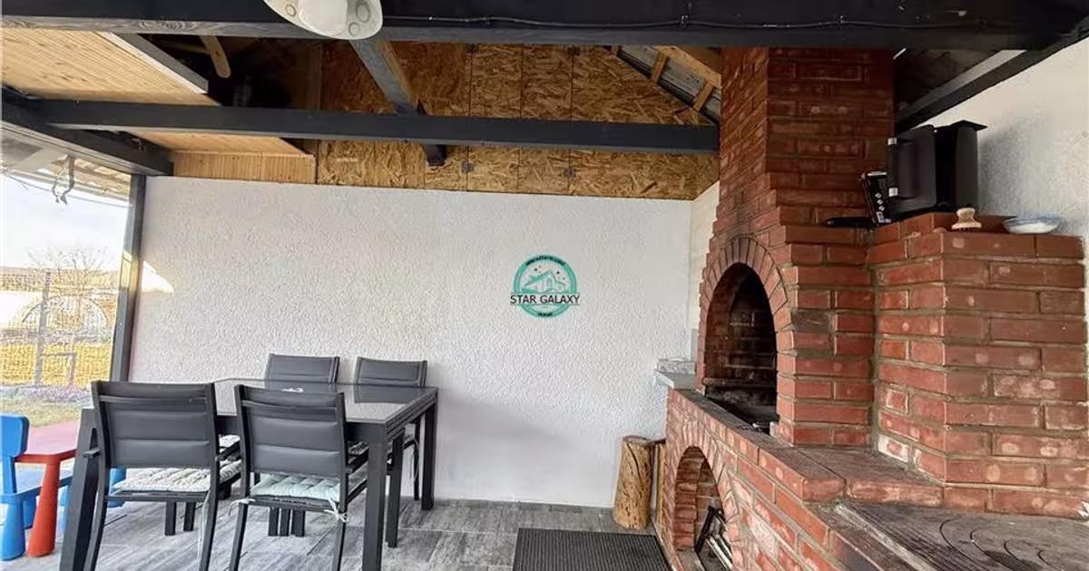 Casă individuală cu 4 camere în Corunca