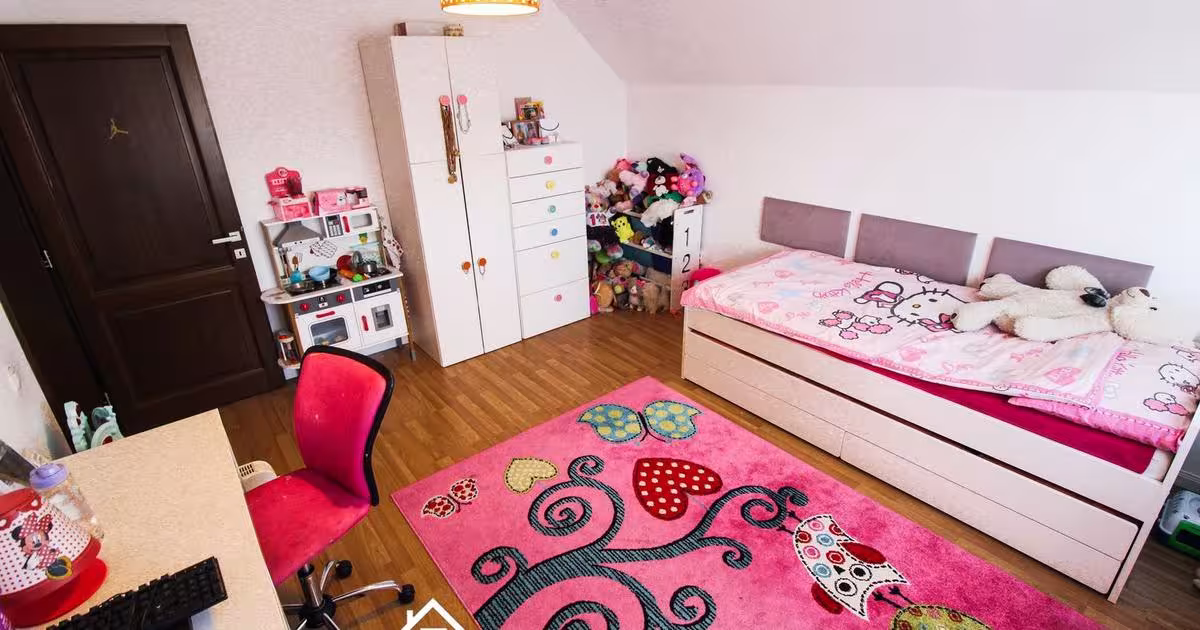 Casă individuală 170 mp cu 5 camere în Corunca