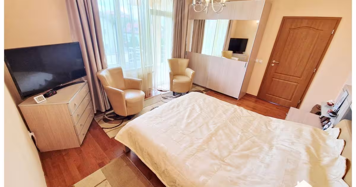 Casă individuală cu 10 camere în zona Central, Covasna