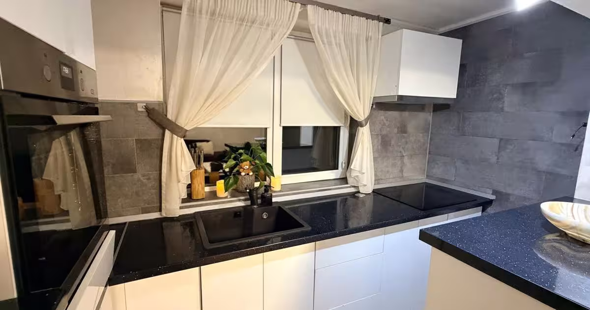 Casă individuală cu 2 camere în Cozia