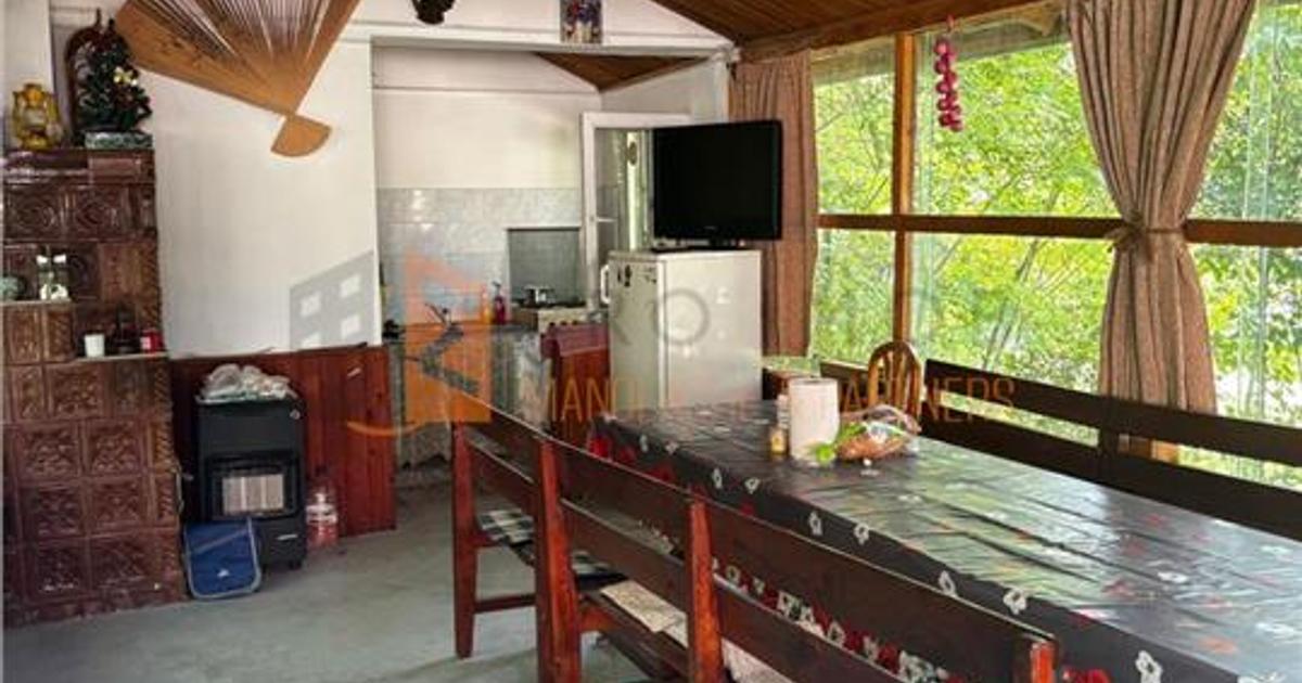 Casă individuală 121 mp cu 6 camere în Cozieni