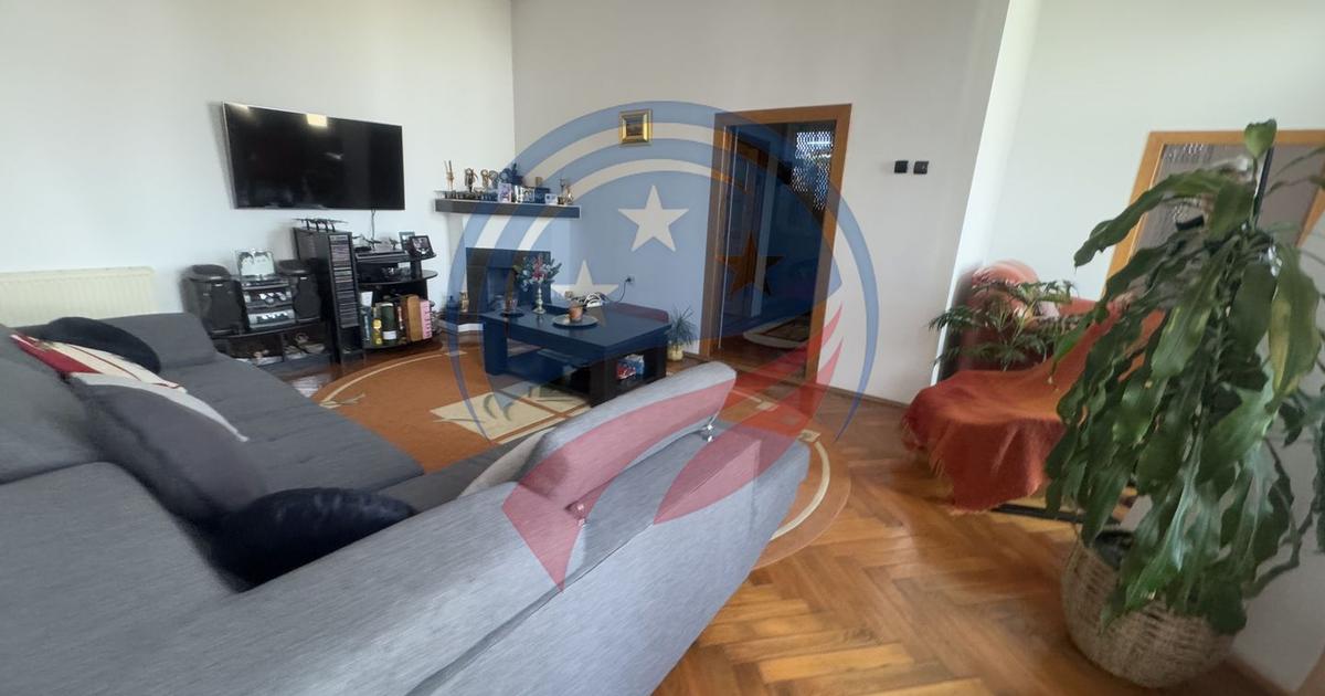 Casă individuală cu 4 camere în zona Central, Craiova