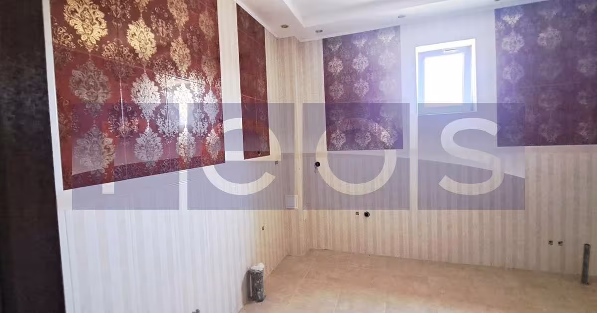 Casă individuală cu 7 camere în Crângu