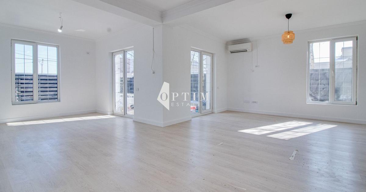 Casă individuală cu 4 camere în Crevedia