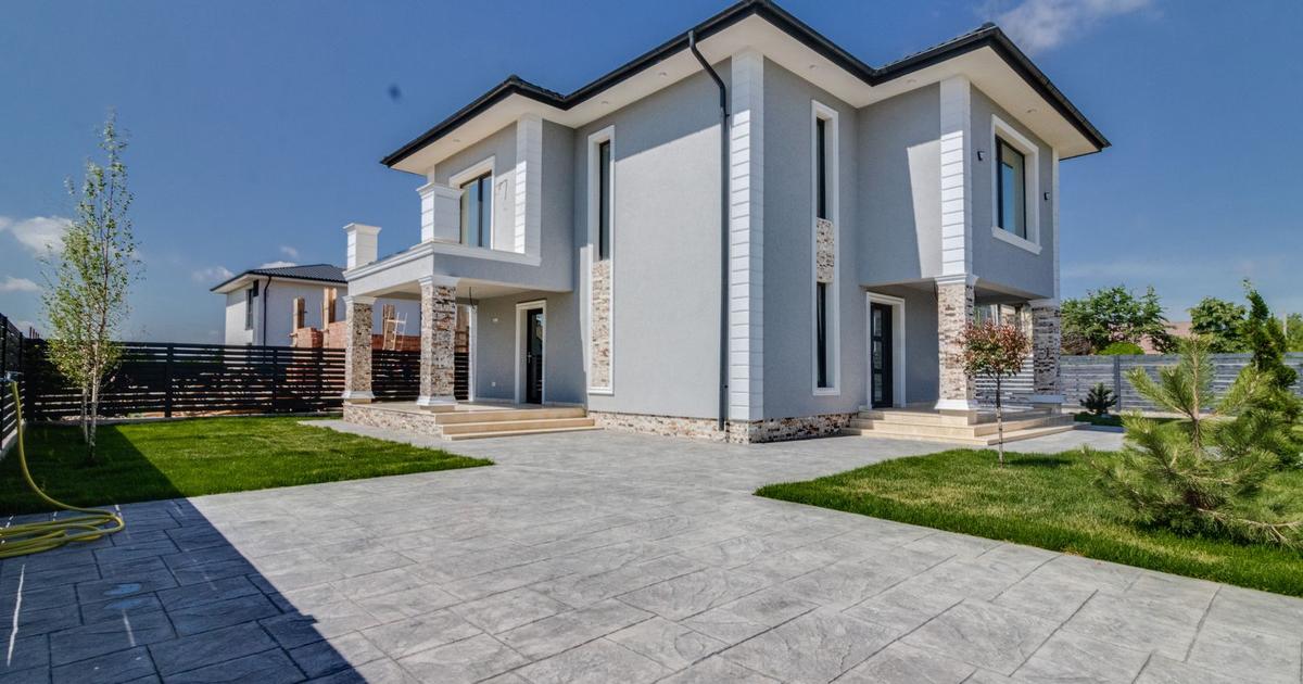 Casă individuală 135 mp cu 4 camere în Crevedia