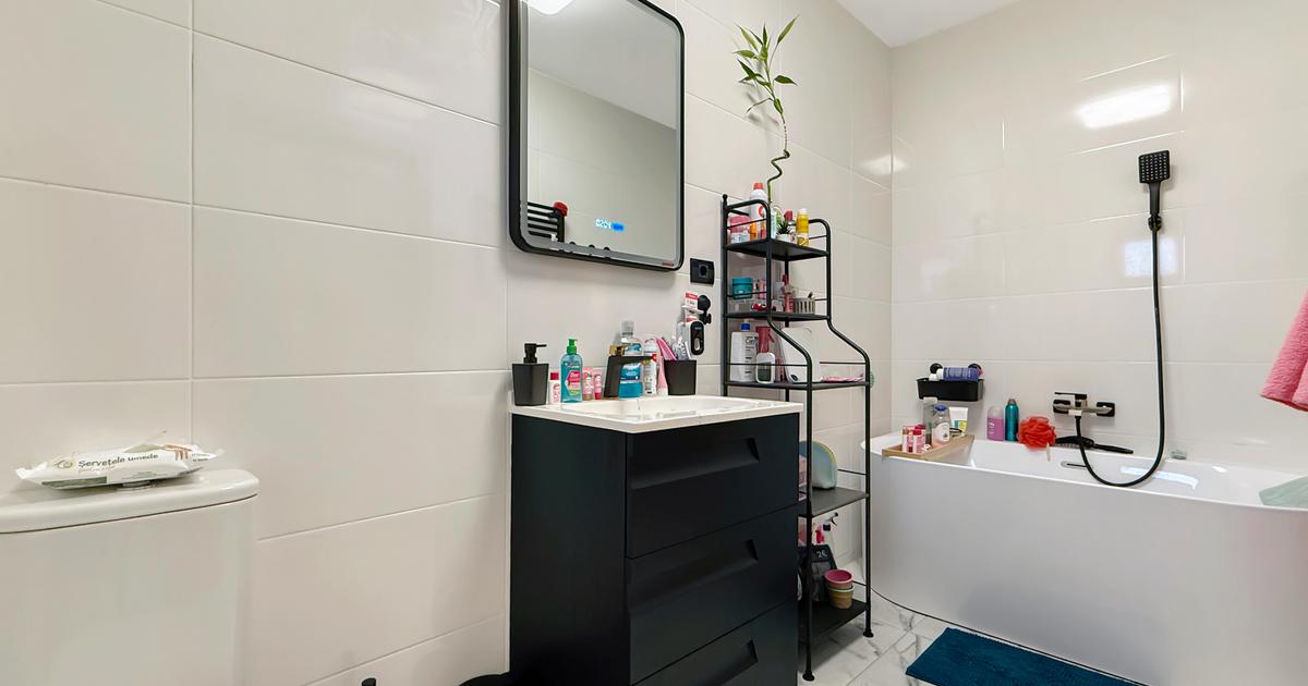 Casă individuală 120 mp cu 4 camere în Crevedia