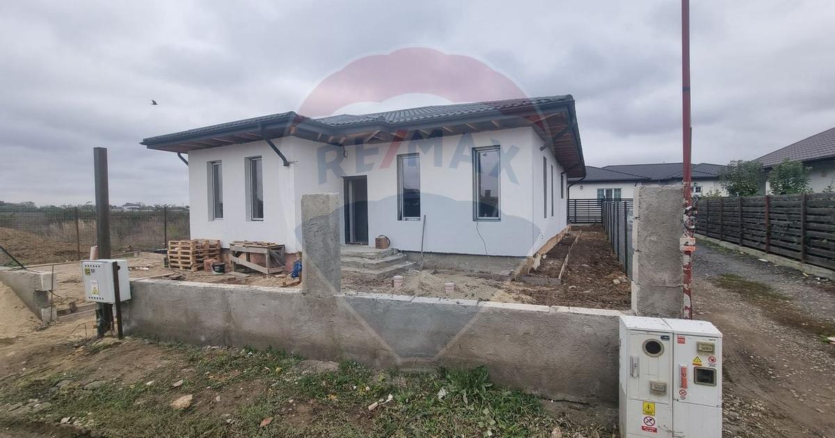 Casă individuală cu 4 camere în Dârza