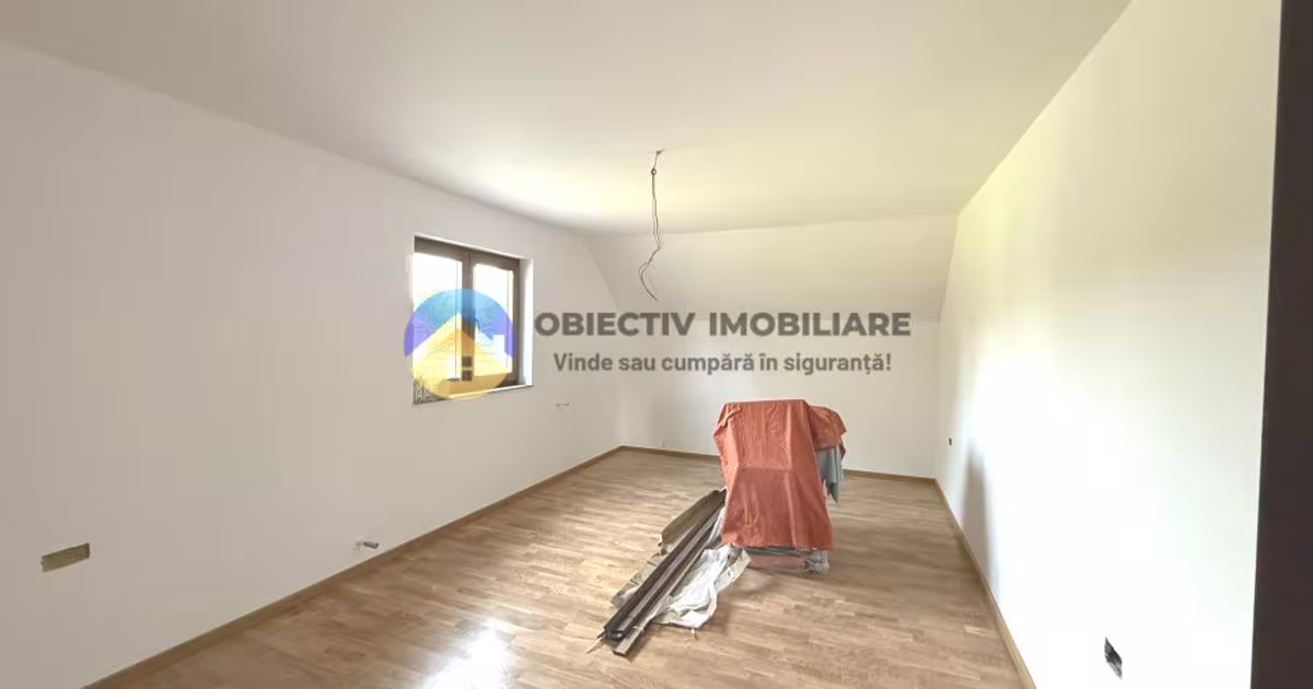 Casă individuală cu 4 camere în Dobreni