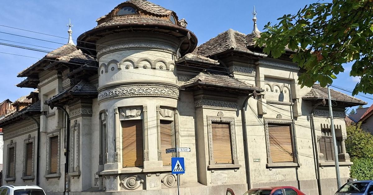 Casă individuală 340 mp cu 29 camere în zona Central, Drobeta-Turnu Severin