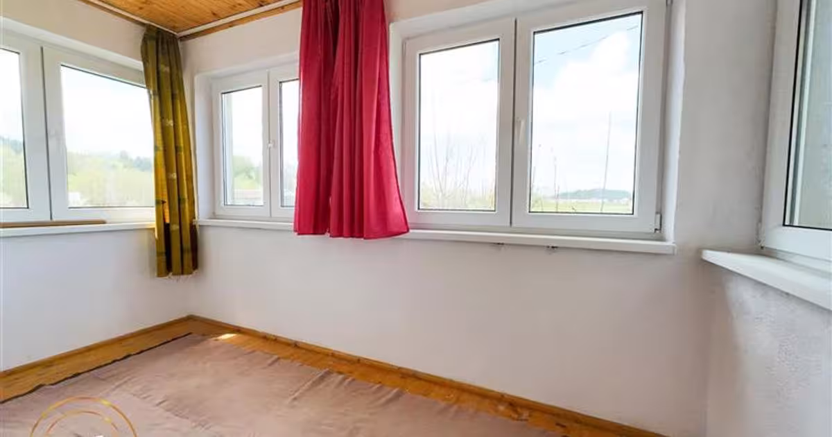 Casă individuală cu 6 camere în zona Exterior Sud, Întorsura Buzăului