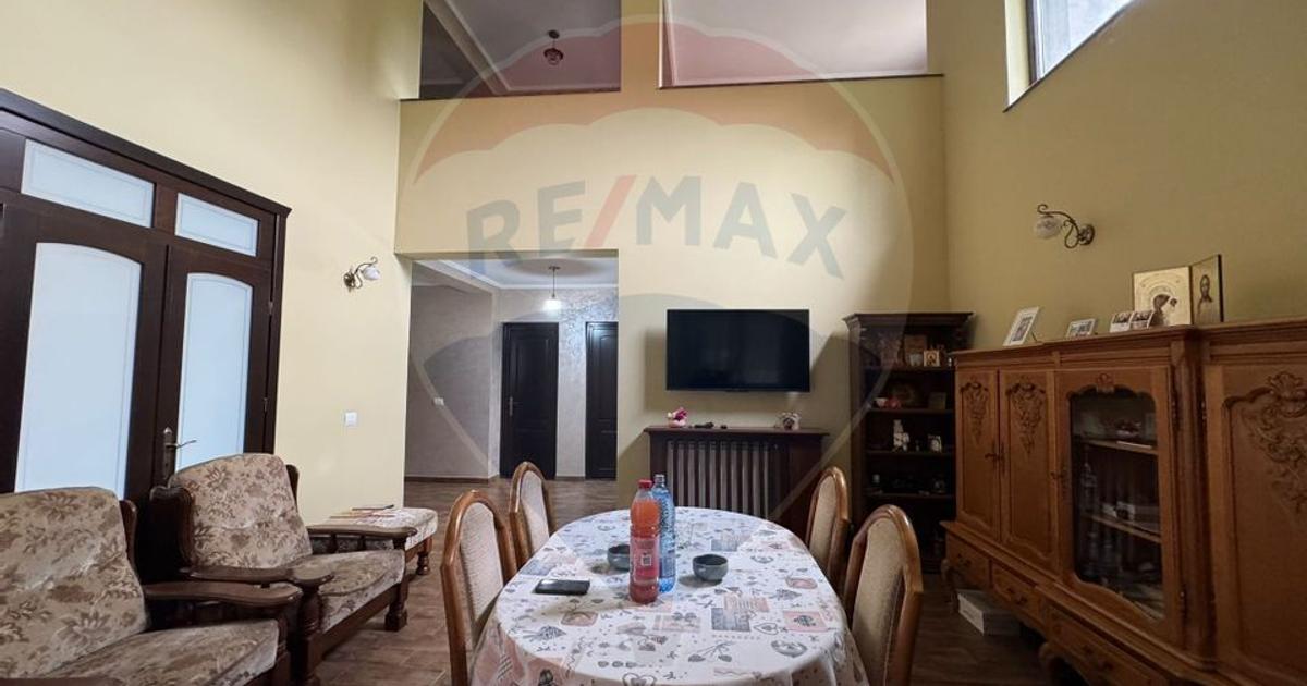 Casă individuală cu 5 camere în zona Nord, Focșani