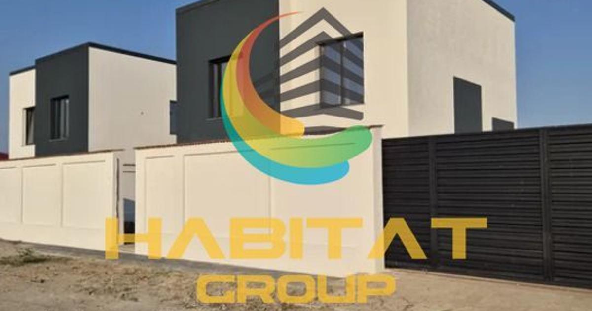 Casă individuală cu 4 camere în Frumușani