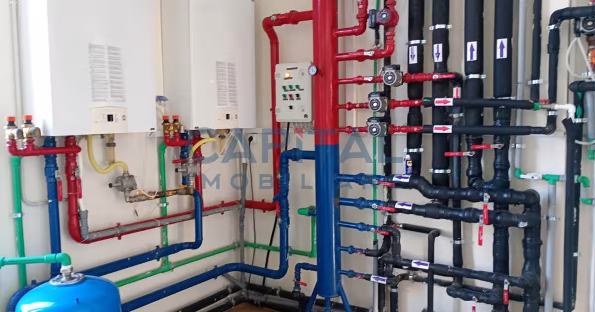 Casă individuală 880 mp cu 4 camere în zona Central, Galați