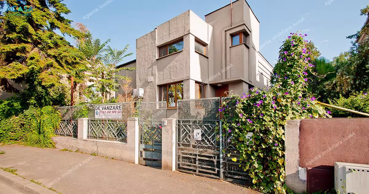 Casă individuală 166 mp cu 5 camere în zona Piața Centrală, Galați