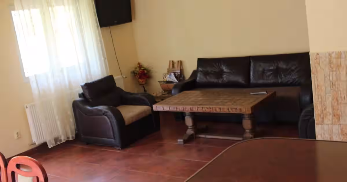 Casă individuală 160 mp cu 5 camere în Gârda de Sus