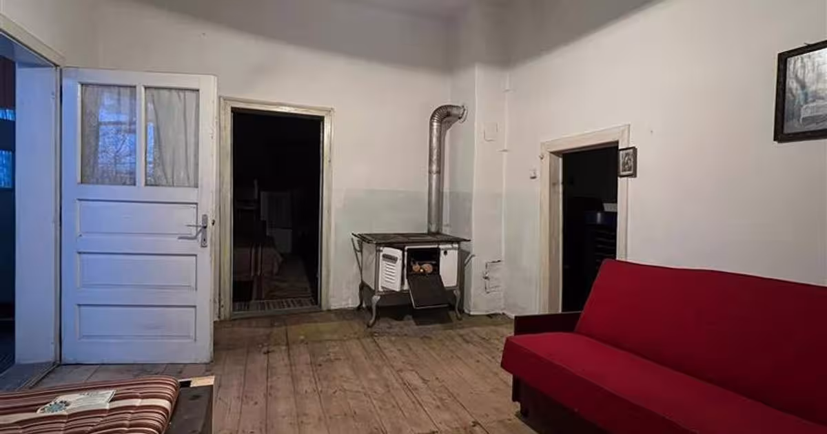 Casă individuală cu 2 camere în zona Vest, Gheorgheni