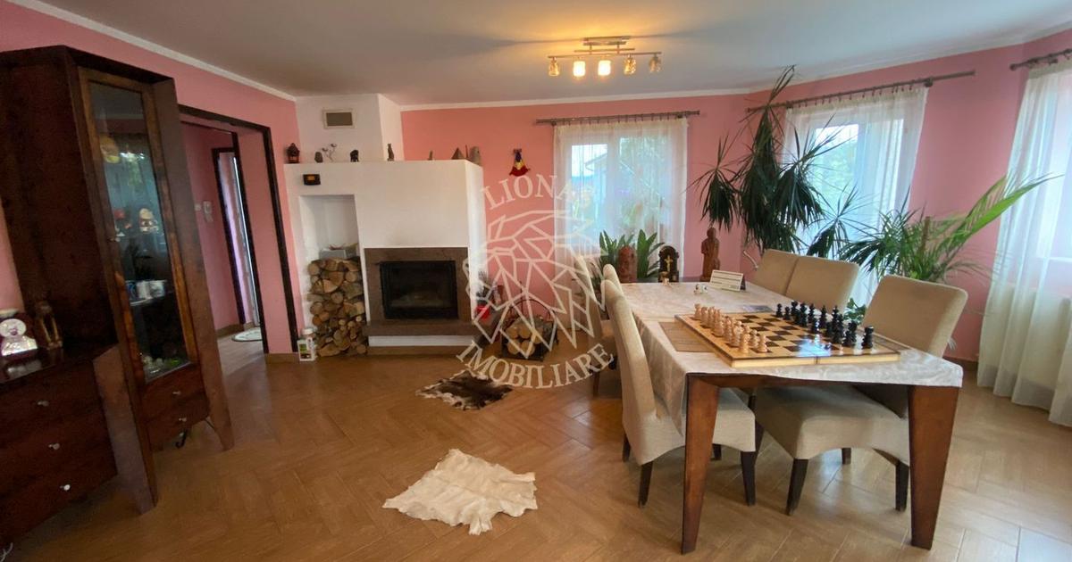 Casă individuală cu 5 camere în Ghinda