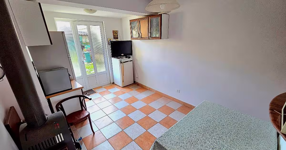 Casă individuală 240 mp cu 7 camere în zona Central, Giurgiu