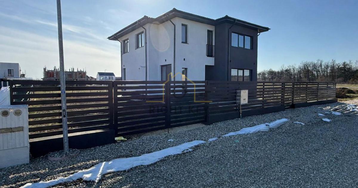 Casă individuală cu 5 camere în Gulia