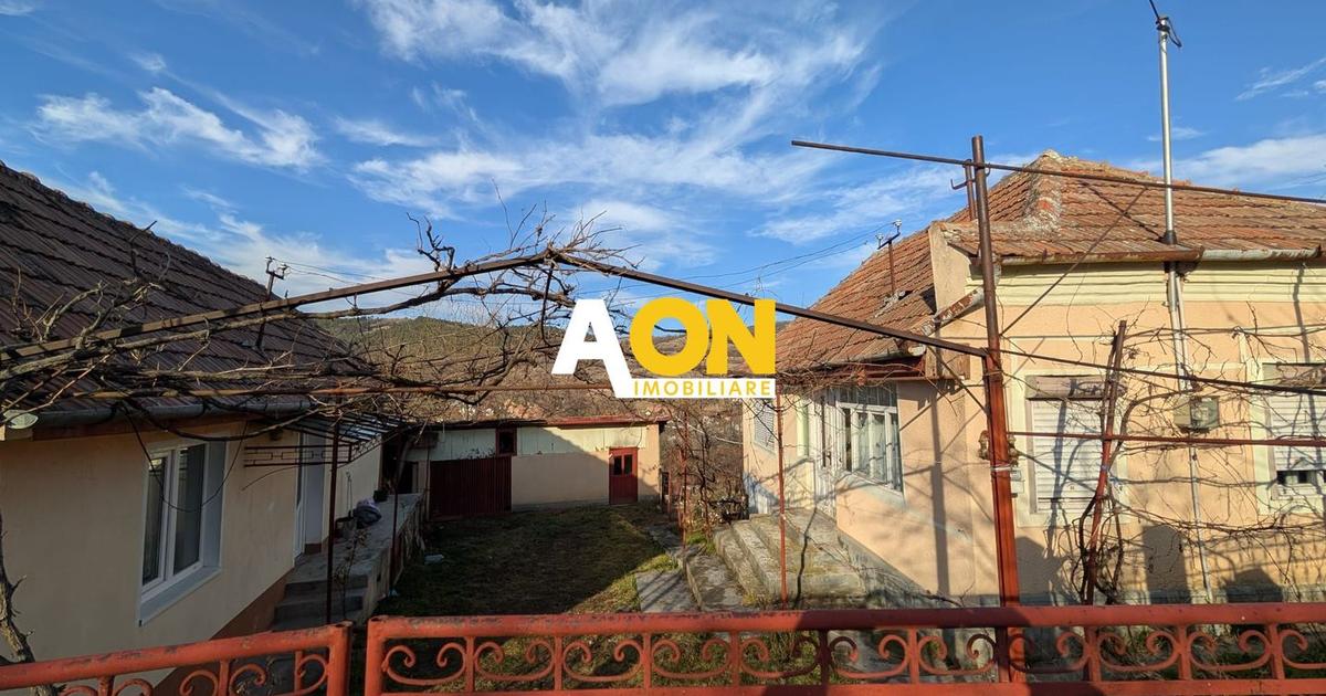 Casă individuală cu 3 camere în Hăpria