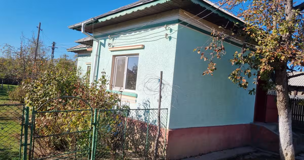 Casă individuală 64 mp cu 3 camere în Hârsești