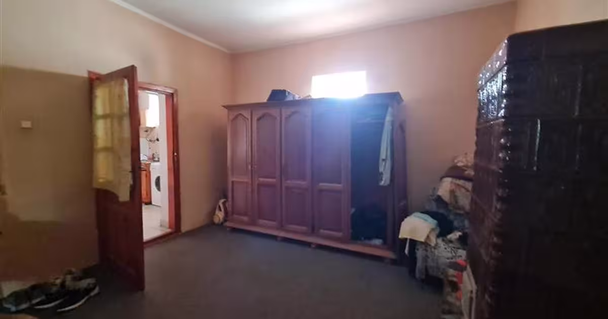 Casă individuală cu 4 camere în Horia