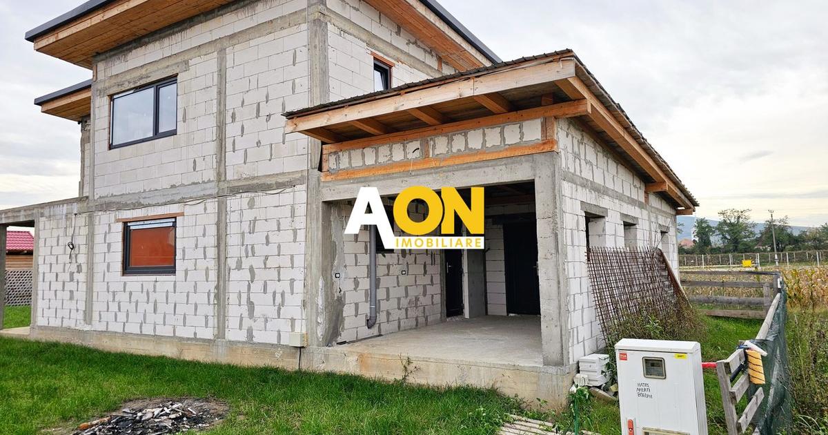 Casă individuală cu 5 camere în Ighiu