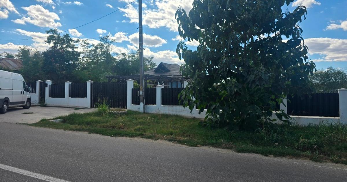 Casă individuală 114 mp cu 3 camere în Izvoarele