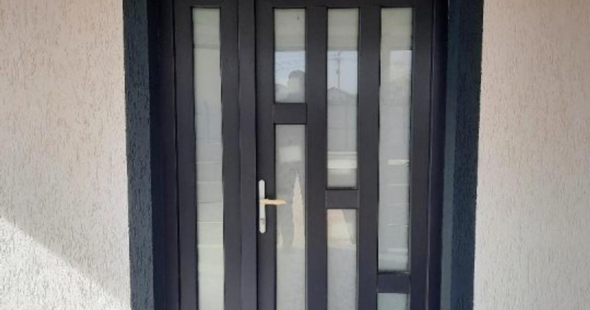 Casă individuală 70 mp cu 3 camere în Joița