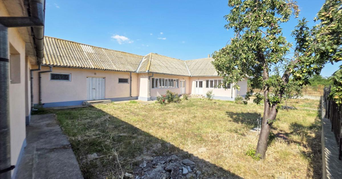 Casă individuală cu 5 camere în Jurilovca