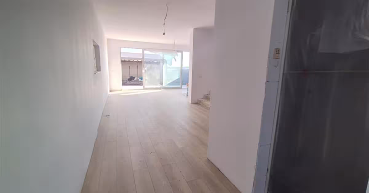 Casă individuală cu 4 camere în Lisaura