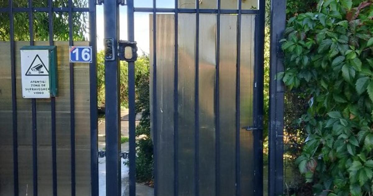 Casă individuală 130 mp cu 4 camere în Livedea