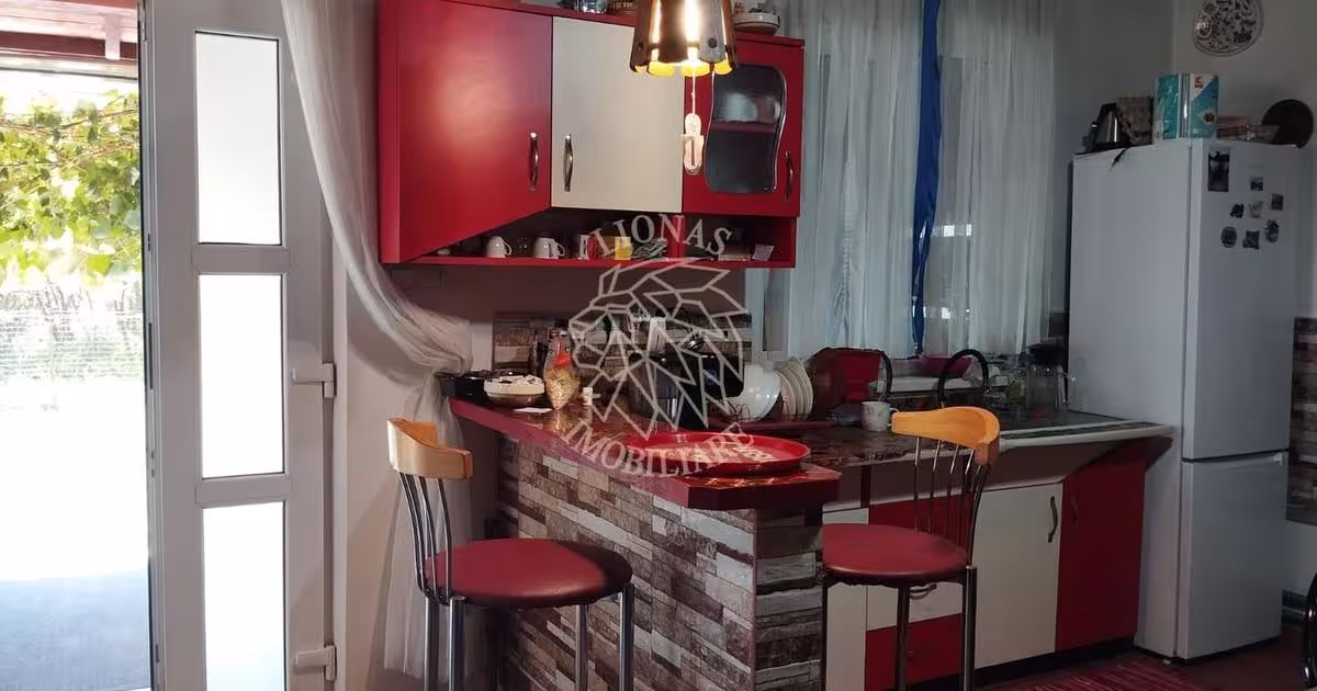 Casă individuală cu 2 camere în Livezile