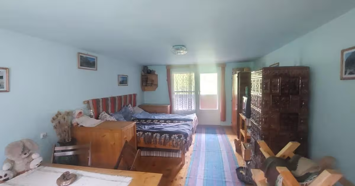 Casă individuală 90 mp cu 3 camere în Lunca Bradului