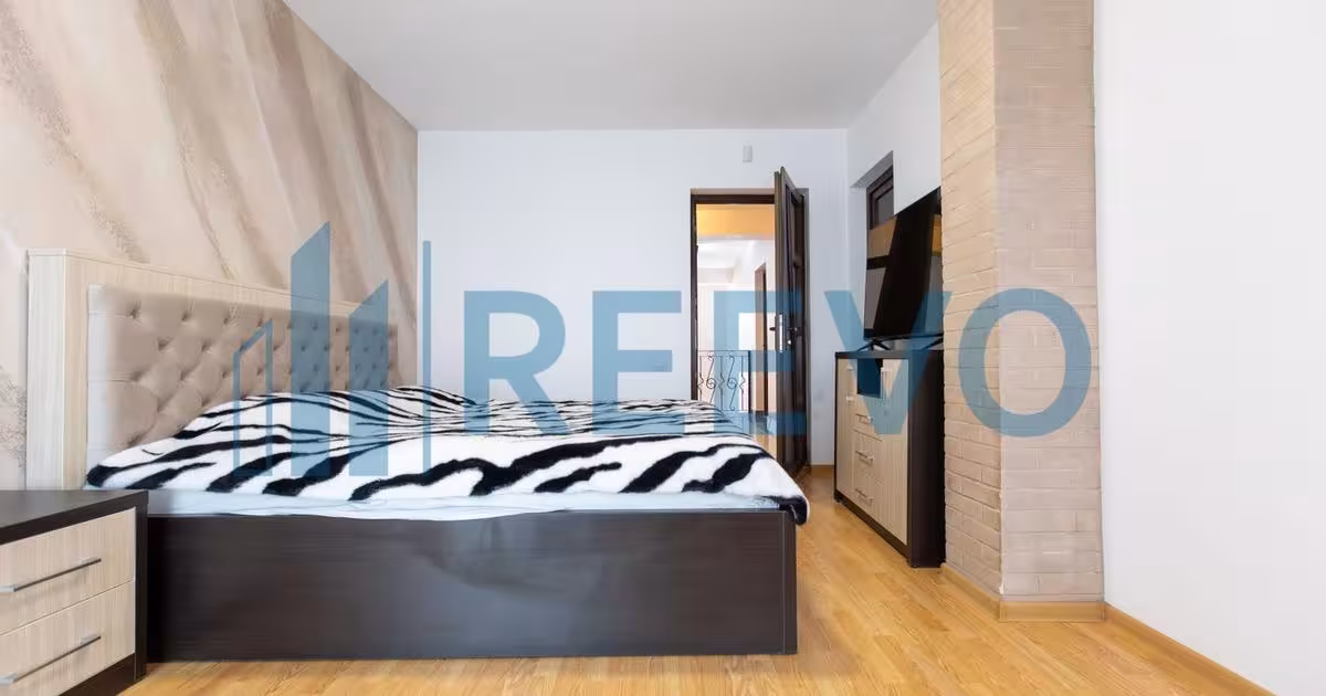 Casă individuală cu 6 camere în Măgura