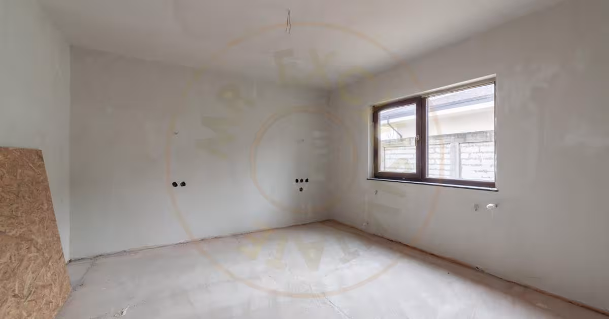 Casă individuală 185 mp cu 7 camere în Mărăcineni