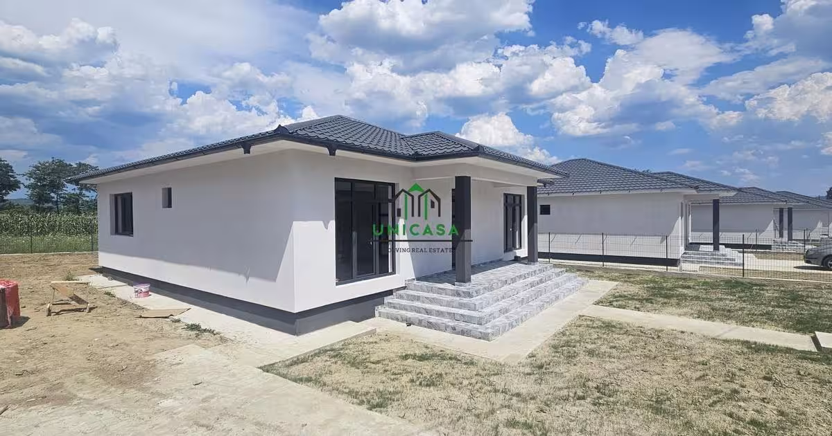 Casă individuală 99 mp cu 3 camere în Mihăești