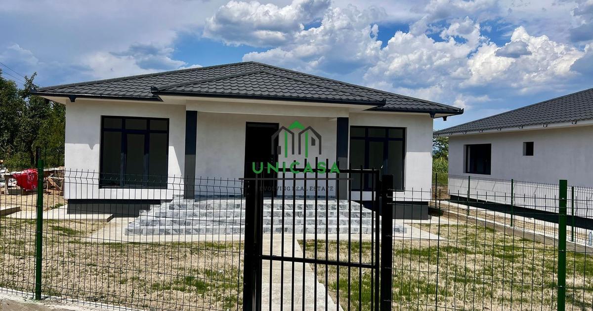 Casă individuală 99 mp cu 3 camere în Mihăești