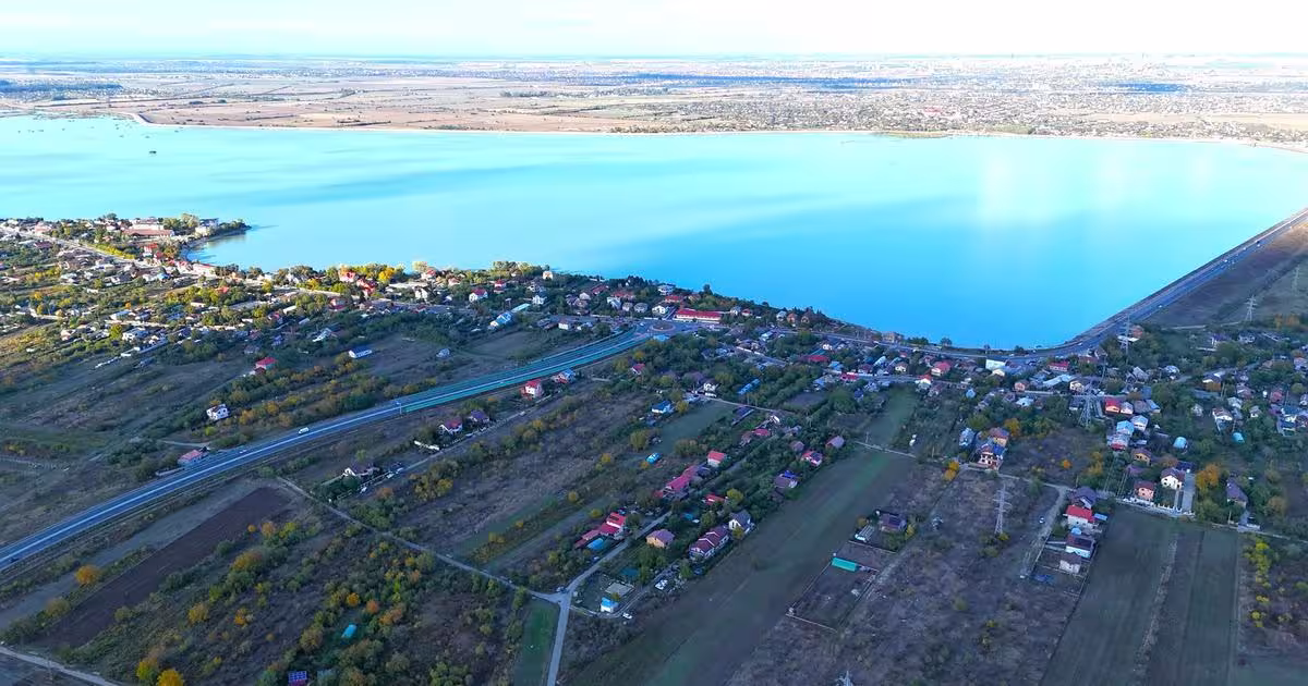 Casă individuală cu 6 camere în zona Central, Mihăilești